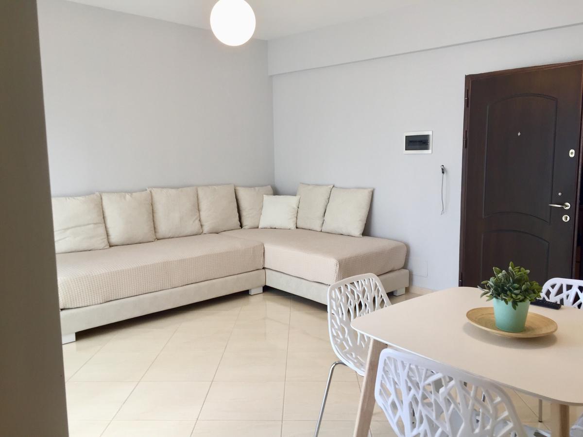 Skyfall Apartment Sarande Ngoại thất bức ảnh